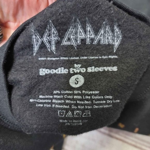 Def Leppard Pyromania 1983 United States Tour Crewneck Sweatshirt - Picture 3 of 3